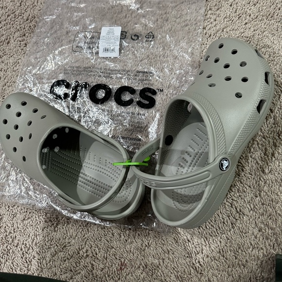 Crocs Classic Clog - Picture 4 of 7